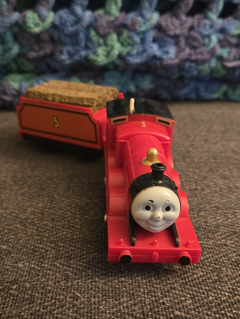 Thomas And Friends Trackmaster James Motorized Car And Tender
